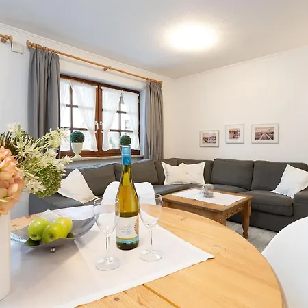 Ostseegarten Forsythie * Kellenhusen